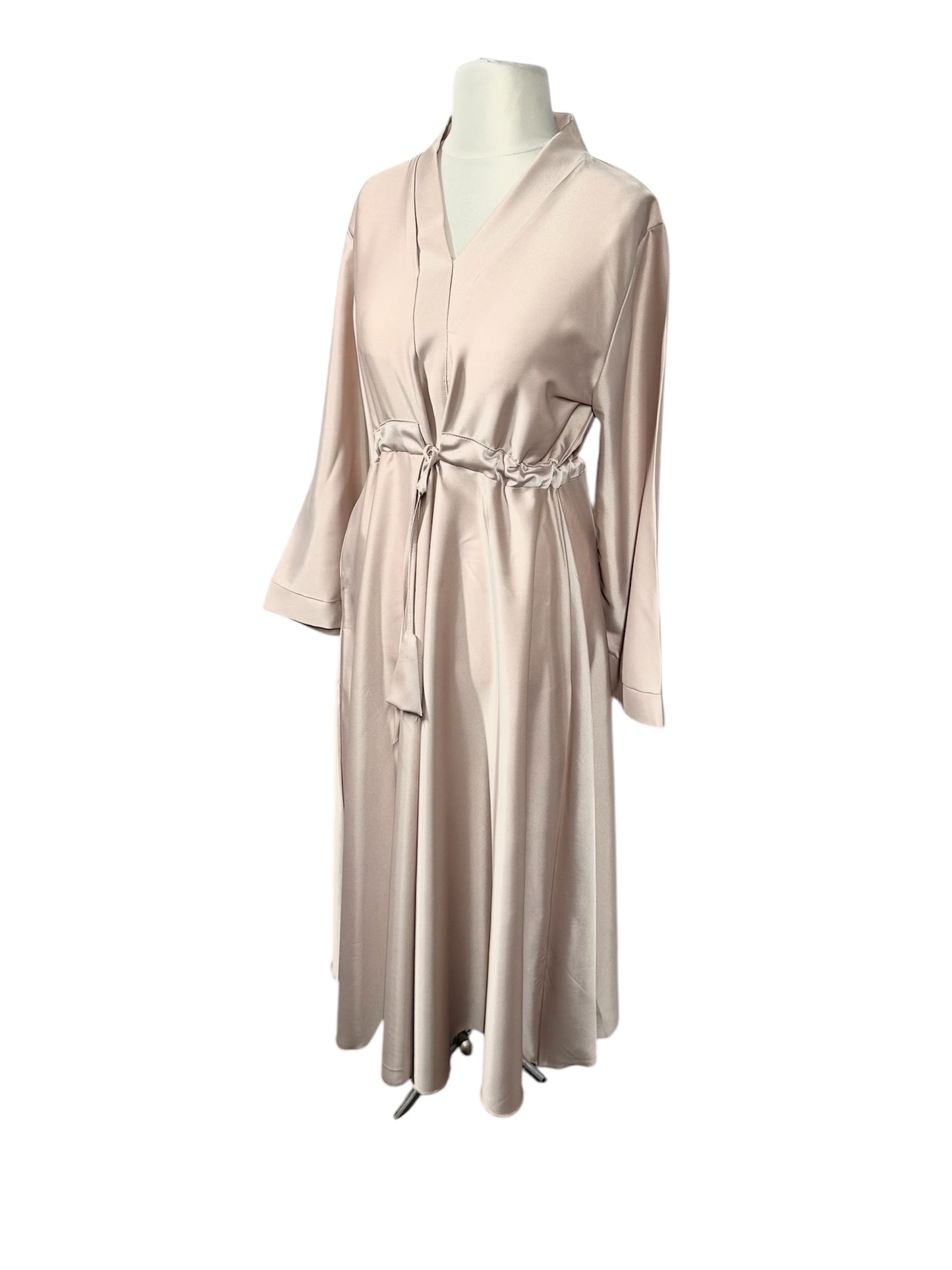 Ivory Wide Sleeved Satin Abaya