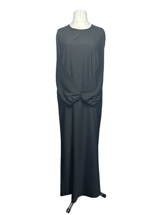 Black Plain abaya with elasticated cuff sleeves