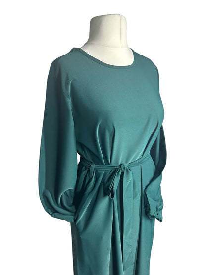 Bottle Green Plain abaya with elasticated cuff sleeves and Belt