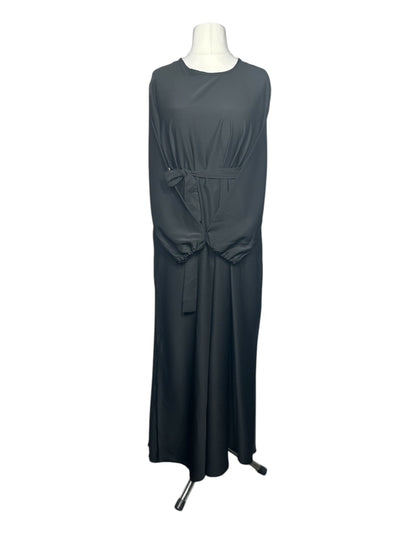 Black Plain abaya with elasticated cuff sleeves and Belt