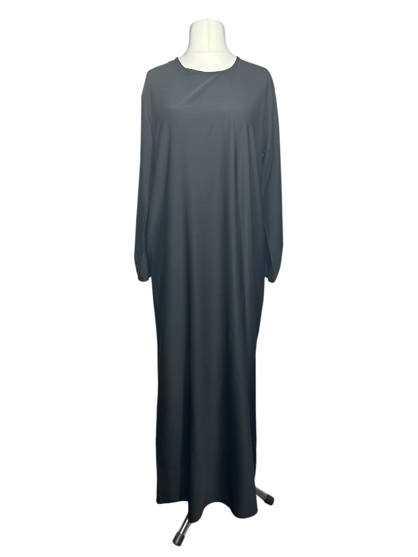 Black Plain abaya with elasticated cuff sleeves and Belt